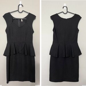 Hello Miss Black Cap-Sleeve V-Neck Peplum Bodycon Dress